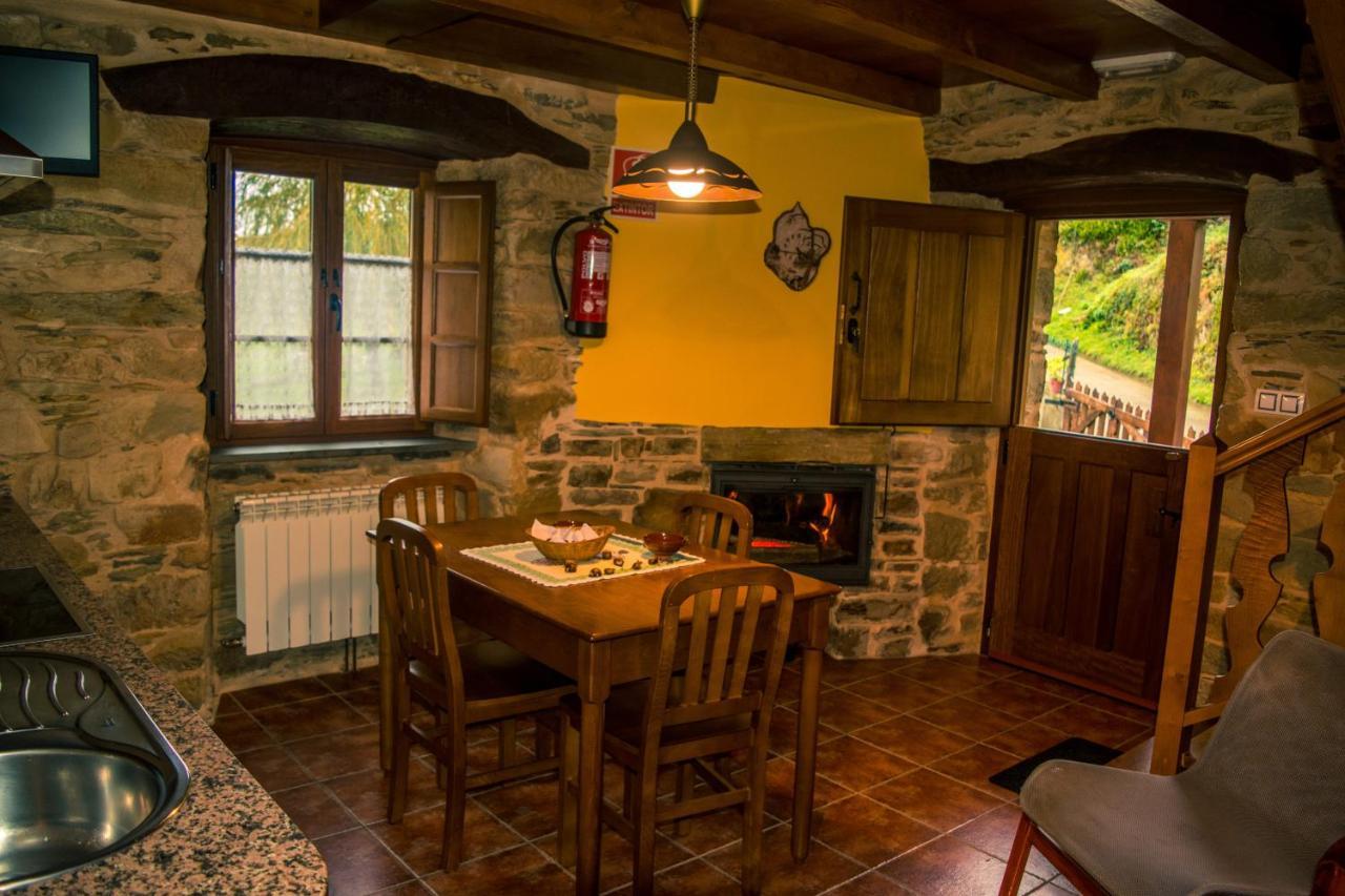Apartamentos Rurales Tia Vicenta Santa Eulalia de Oscos Zewnętrze zdjęcie